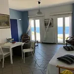 アパート με πανοραμική θέα στη θάλασσα & ιδιωτική παραλία