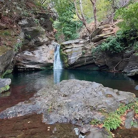 Διαμέρισμα με πανοραμική θέα στη θάλασσα&ιδιωτική παραλία